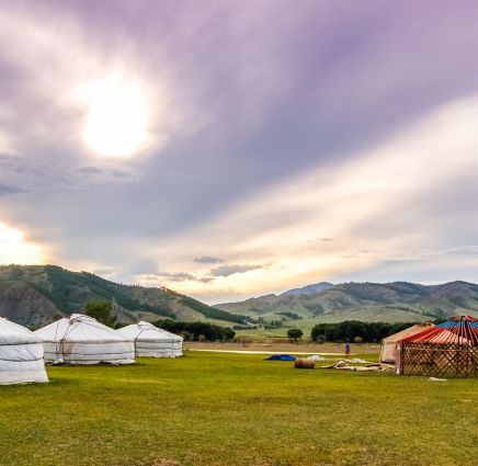 Tour Mông Cổ 8 Ngày 7 Đêm: Bản Tình Ca Trên Thảo Nguyên Bất Tận