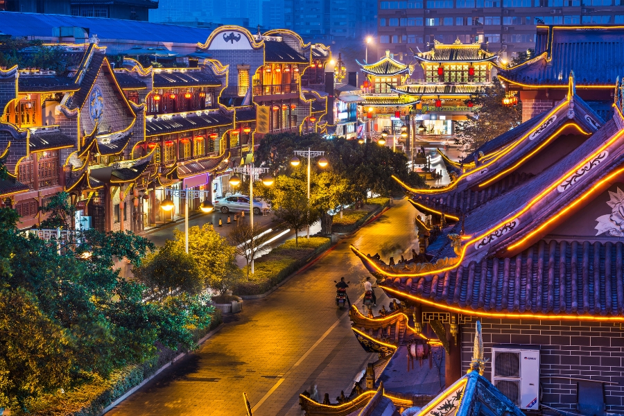 Tour Trung Quốc 6 Ngày 5 Đêm: Khám Phá Thành Đô – Cửu Trại Câu